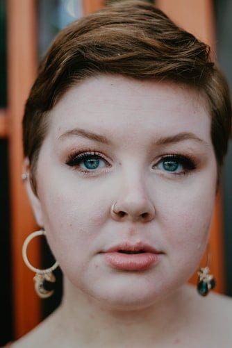 woman15 woman15